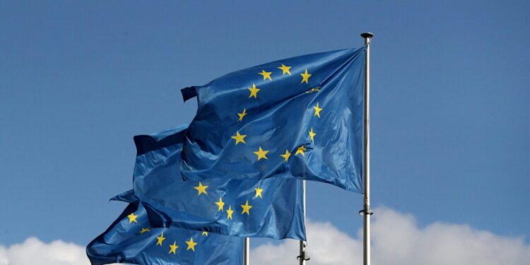 Συνάντηση Μερτς – Ντε Βέβερ στις Βρυξέλλες για τα παγωμένα ρωσικά assets