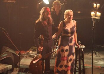 Ακυρώθηκε η παγκόσμια περιοδεία της Νατάσας Μποφίλιου και του Γιάννη Χαρούλη μετά την κόντρα με τον Γιώργο Χατζιδάκι