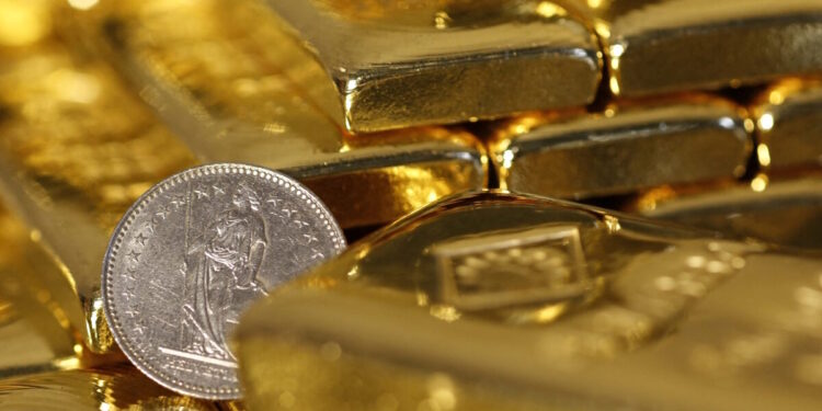 Στα 1.000 ευρώ η χρυσή λίρα – Συνεχίζεται η άνοδος σε χρυσό και ασήμι