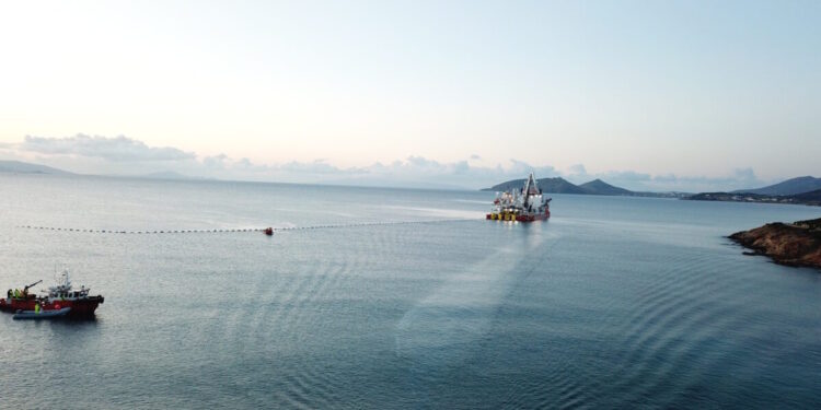 Ο ΑΔΜΗΕ προκηρύσσει τον διαγωνισμό για την ηλεκτρική διασύνδεση Κορίνθου – Κω