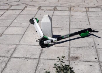 Σέρρες: Νεκρός 50χρονος που οδηγούσε ηλεκτρικό πατίνι – Τον χτύπησε αυτοκίνητο