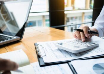 ΑΑΔΕ: Νέα σπουδαία μείωση του κενού ΦΠΑ στην Ελλάδα – Υποχώρησε 61% σε 6 χρόνια