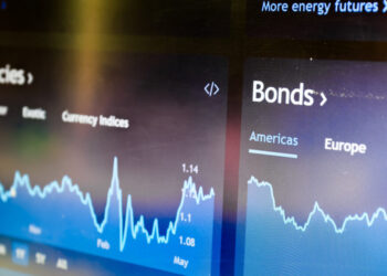 Ελληνικά ομόλογα: Στον δείκτη iBoxx Global Government Bond της S&P μετά από 15 χρόνια