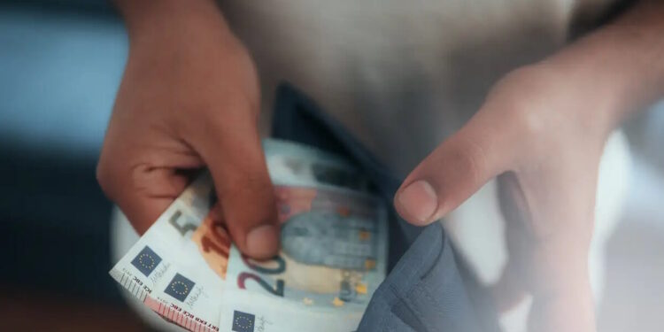 Επιστροφή τριών ενοικίων σε εκπαιδευτικούς, γιατρούς και νοσηλευτές εκτός μεγάλων πόλεων