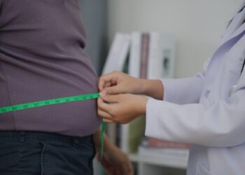 Οι παθολόγοι καταγγέλλουν αποκλεισμό από τη θεραπεία κατά της παχυσαρκίας