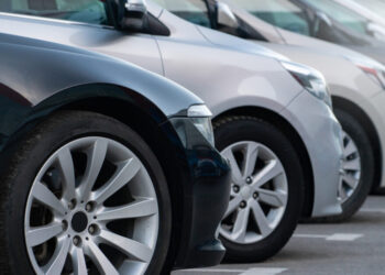 Η Γαλλία πιέζει την ΕΕ για ενίσχυση της ευρωπαϊκής παραγωγής στο πακέτο στήριξης της αυτοκινητοβιομηχανίας