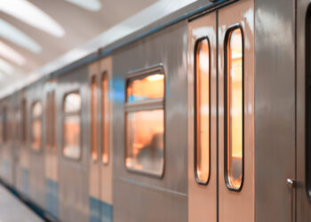 Ψηφιακό εισιτήριο: Περισσότερα έσοδα και λιγότερη διαφυγή – Τι αλλάζει για τους επιβάτες