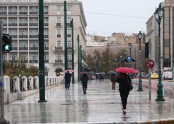 Καιρός σήμερα: Έντονα φαινόμενα από την κακοκαιρία Byron κυρίως σε Μακεδονία και Δωδεκάνησα μέχρι το μεσημέρι – Σταδιακή βελτίωση