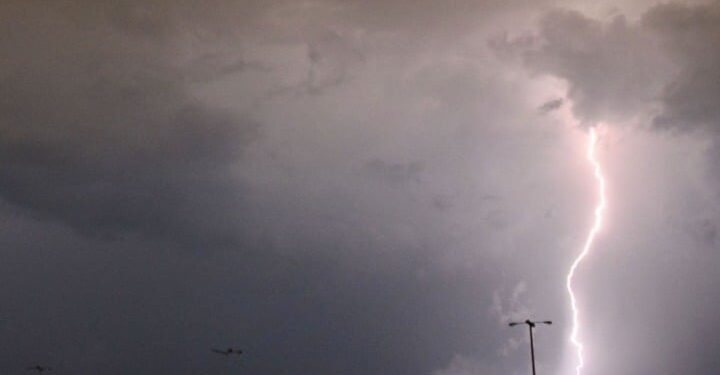 Καιρός: Σε κατάσταση κινητοποίησης «RED CODE» οκτώ Περιφέρειες – Χάρτης δείχνει πώς θα κινηθεί η κακοκαιρία