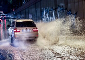 Η κακοκαιρία Byron χτυπάει τη χώρα: Πού και πώς θα κινηθεί το φαινόμενο τις επόμενες ώρες – Οι προειδοποιήσεις του 112