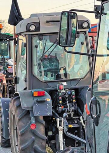 Λαμία: Δίωρος καθολικός αποκλεισμός στο μπλόκο Μπράλου