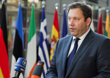 Κλινγκμπάιλ: Βέβαιος για την άριστη συνεργασία με την Ελλάδα μετά την εκλογή του Πιερρακάκη ως επικεφαλής του Eurogroup