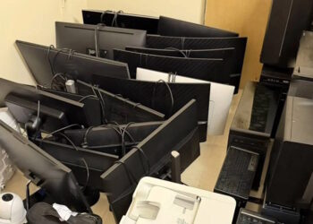 Συνελήφθη 47χρονος που «άρπαξε» ηλεκτρονικό εξοπλισμό από κτίριο Τμήματος του ΕΚΠΑ