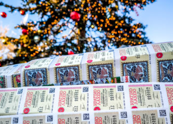 Πρωτοχρονιάτικο κρατικό λαχείο 2026: Η κλήρωση, οι τυχεροί αριθμοί και όλα τα κέρδη