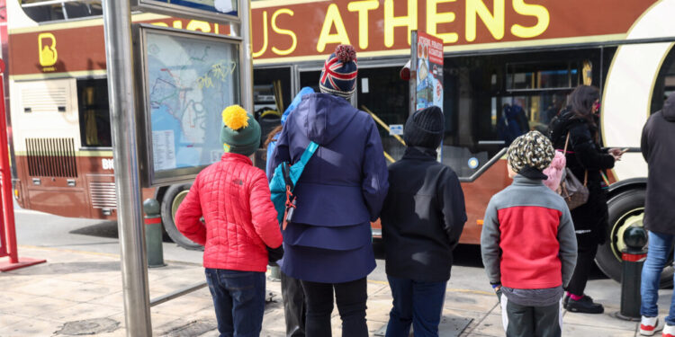 Καιρός – Μαρουσάκης: Χριστούγεννα με κρύο, βροχές και χιόνια στα βουνά – «Μπλόκο» στην κακοκαιρία βάζει αυτή την εβδομάδα ο «Ωμέγα Εμποδιστής»