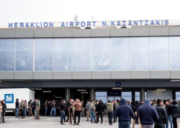 Αγρότες: Ακύρωσαν PET SCAN ασθενών στο ΠΑΓΝΗ λόγω των μπλόκων στο αεροδρόμιο Ηρακλείου – Δεν έγινε η αερομεταφορά του ραδιοφαρμάκου