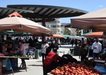 Λαϊκές αγορές: Εκτός απεργίας οι παραγωγοί της Αττικής – Η ανακοίνωσή τους