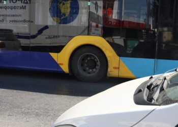 Ζωγράφου: «Έχω μελανιές και σπασμένα δόντια» λέει ο οδηγός λεωφορείου που ξυλοκοπήθηκε