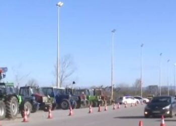Μπλόκα αγροτών: Χωρίς προβλήματα διεξάγεται η κυκλοφορία των εκδρομέων
