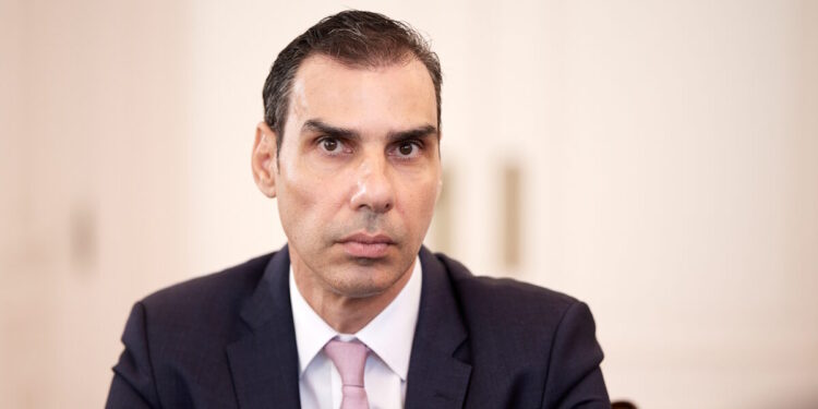 Θεμιστοκλέους για τη δωρεά σπέρματος από Δανό με καρκινογόνο μετάλλαξη: «Μπορεί να υπάρχουν 12 οικογένειες από τον ίδιο δότη στην Ελλάδα»