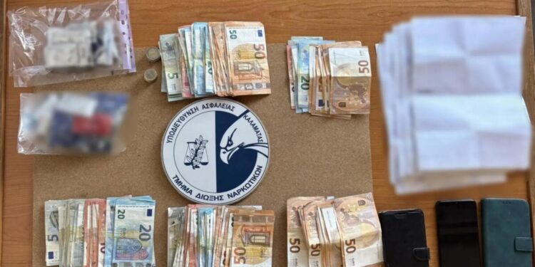 Εξαρθρώθηκε κύκλωμα μαστροπείας σε Καλαμάτα και Τρίπολη: Πάνω από 200.000 ευρώ τα κέρδη – 3 συλλήψεις