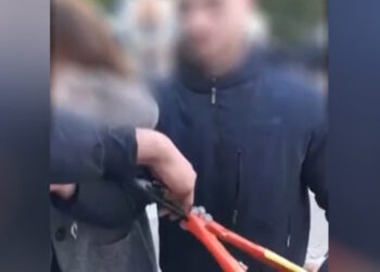 Χαλάνδρι: Απέβαλαν τον μαθητή που κόντεψε να χάσει τα δάχτυλά του από τον κόφτη του καθηγητή του