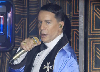 Γιώργος Μαζωνάκης: «Αναγνωρίζω μόνο τα έξοδα περιπτέρου» λέει ο τραγουδιστής για τις οικονομικές απαιτήσεις του επιχειρηματία