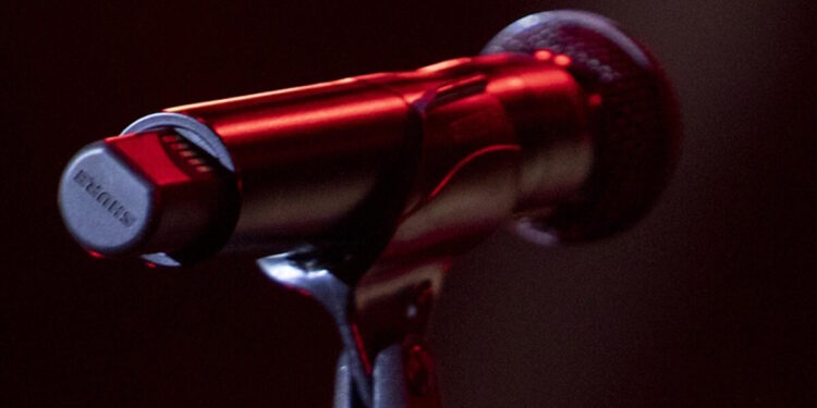 Νεαρός τραγουδιστής θα καταγγείλει την Πέμπτη τον διάσημο Έλληνα – «Η αξιοπρέπεια δεν είναι διαπραγματεύσιμη», τόνισε