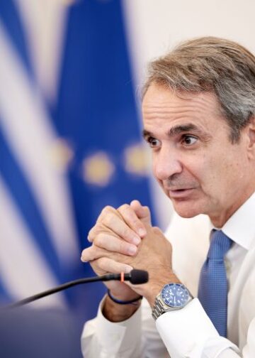 Έκτακτη σύσκεψη στο Μαξίμου – Tρόποι για να γίνουν ταχύτερα οι πληρωμές των αγροτών