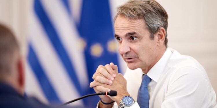 Έκτακτη σύσκεψη στο Μαξίμου – Tρόποι για να γίνουν ταχύτερα οι πληρωμές των αγροτών