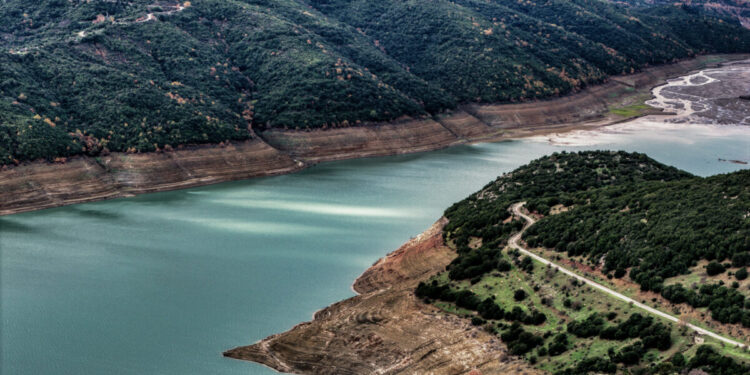 Η λειψυδρία μπορεί να φέρει αύξηση πληθωρισμού και μείωση της ανάπτυξης