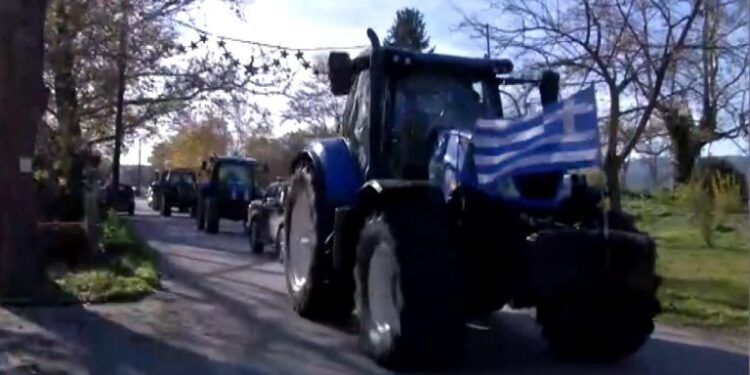 Μπλόκο αγροτών και στο τελωνείο Δοϊράνης
