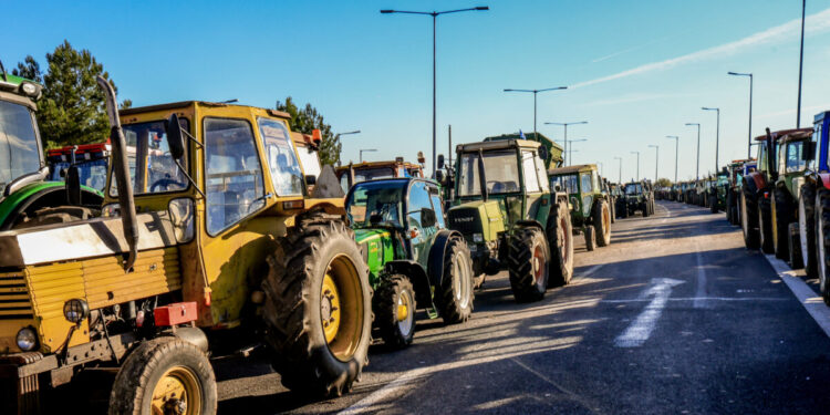 ΣΕΒΕ – ΣΒΕ: Έκκληση στους αγρότες για διάλογο από τέσσερις φορείς της βιομηχανίας και της βιοτεχνίας