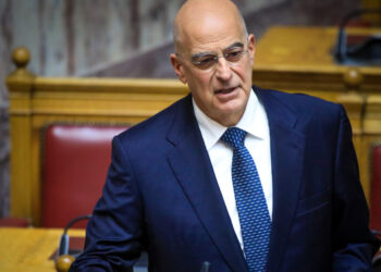 Δένδιας: Σημαντικές αυξήσεις μισθών, συντάξεων, εφάπαξ στα στελέχη Ένοπλων Δυνάμεων