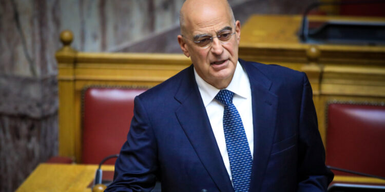 Δένδιας: Σημαντικές αυξήσεις μισθών, συντάξεων, εφάπαξ στα στελέχη Ένοπλων Δυνάμεων