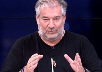 Νίκος Καραχάλιος για Μαρία Καρυστιανού: «Να δώσει αναφορά για το που πήγαν τα λεφτά της συναυλίας»