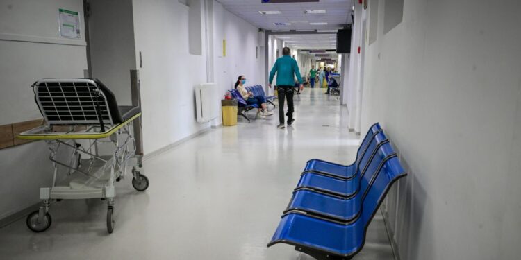 Αίγιο: Πέθανε ο 43χρονος ασθενής μποξέρ που γρονθοκόπησε γιατρό – Ξεψύχησε στο ίδιο νοσοκομείο