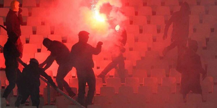 Αγρίνιο: Ταυτοποιήθηκαν τρεις νεαροί για επεισόδιο αθλητικής βίας με θύμα 15χρονο