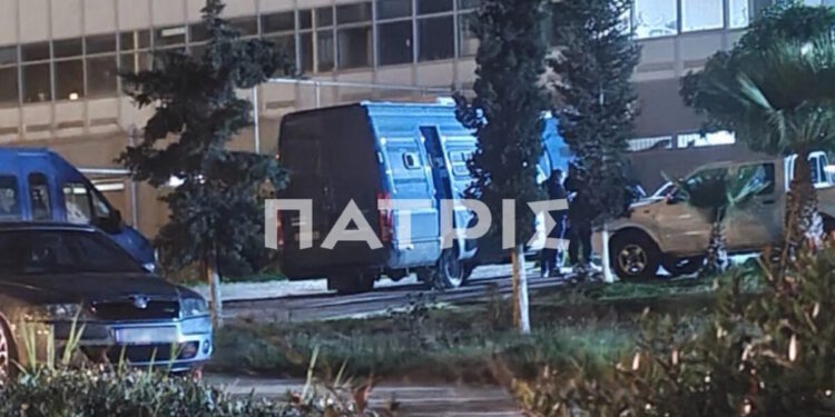 ΟΠΕΚΕΠΕ: Φτάνουν το πρωί της Κυριακής με πλοίο στον Πειραιά οι 15 συλληφθέντες στην Κρήτη