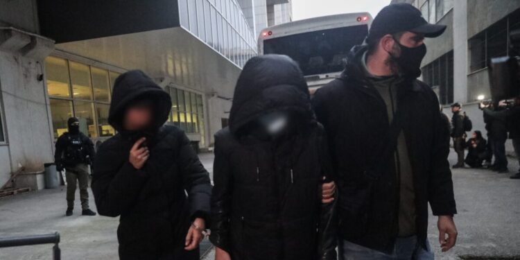 Κύκλωμα αγροτικών επιδοτήσεων: Εγγυήσεις – μαμούθ σε σύζυγο και αδερφή φερόμενου ως εγκέφαλου της οργάνωσης