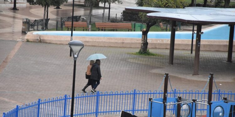 Συνελήφθη 89χρονος στο Ίλιον για σεξουαλική παρενόχληση 17χρονης – Της ζήτησε να συνευρεθούν έναντι αμοιβής