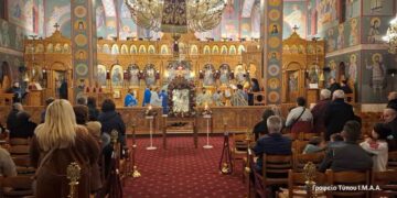 Υποδέχθηκε την Ιερά Εικόνα της Παναγίας Τρυπητής ο Ι.Ν. Αγίας Βαρβάρας Αγρινίου (φωτο)