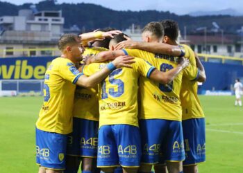 Παναιτωλικός: Με Σιέλη δεξί μπακ στην ενδεκάδα για ΑΕΚ