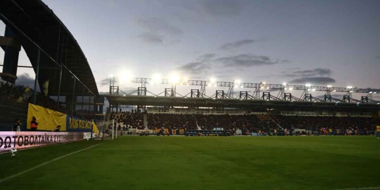 Παναιτωλικός: Πρόστιμο μετά τον αγώνα με την ΑΕΚ στο Αγρίνιο