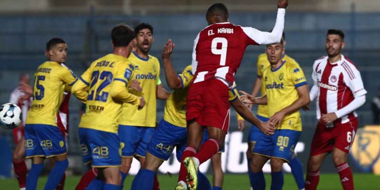 Παναιτωλικός: Έβαλε δύσκολα στον Ολυμπιακό αλλά ηττήθηκε 0-1 στο Αγρίνιο (φωτο & video)