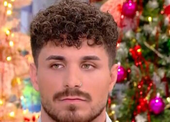 Ο Στέφανος Παπαδόπουλος έβαλε τα κλάματα on air: «Ο Γιώργος Μαζωνάκης να έρθει να με κοιτάξει στα μάτια»