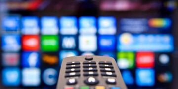 Αιτωλικό: Συνελήφθησαν καταστηματάρχης και υπεύθυνος για παράνομη αναμετάδοση ποδοσφαιρικών αγώνων