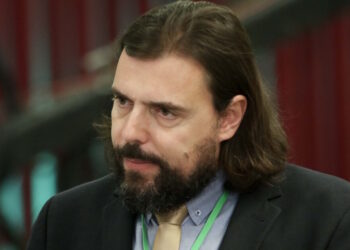 Τα «μαζεύει» ο Πέτρος Παππάς μετά την αποθέωση στον Άδωνι Γεωργιάδη – «Μήνυμα» στον βουλευτή του ΠΑΣΟΚ από τη Χαριλάου Τρικούπη