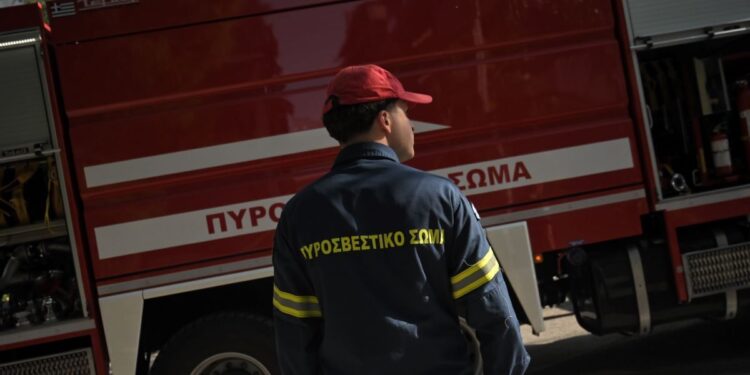 Φωτιά σε εστιατόριο στον Νέο Κόσμο