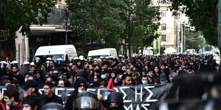 Αλέξανδρος Γρηγορόπουλος: Χωρίς επεισόδια ολοκληρώθηκε η πορεία στη μνήμη του